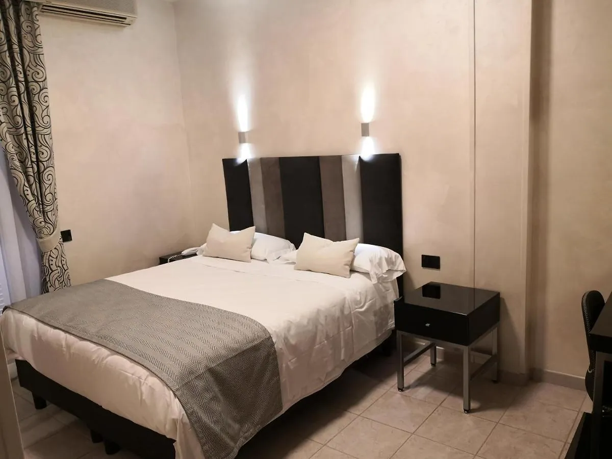 ***  Hotel Rimini איטליה
