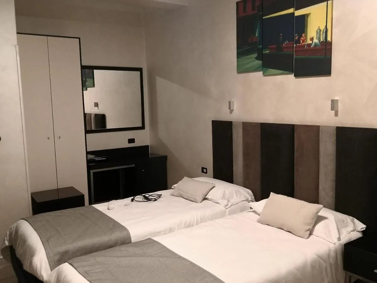 Hotel Rimini 3*, רומא