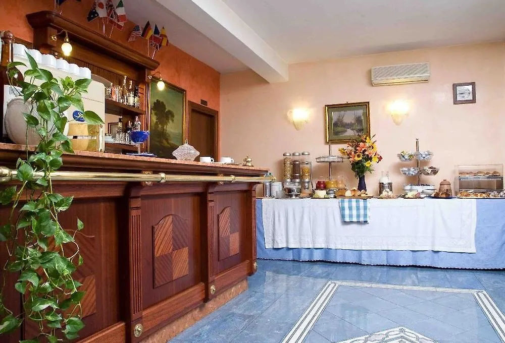Hotel Rimini רומא