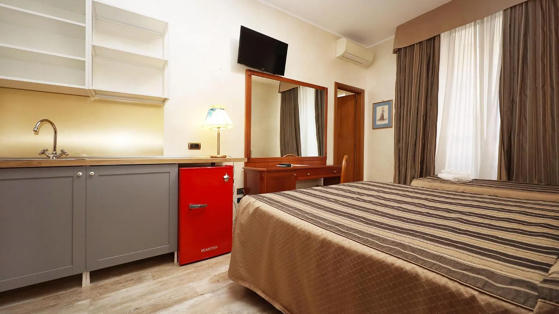 Hotel Rimini  Rome